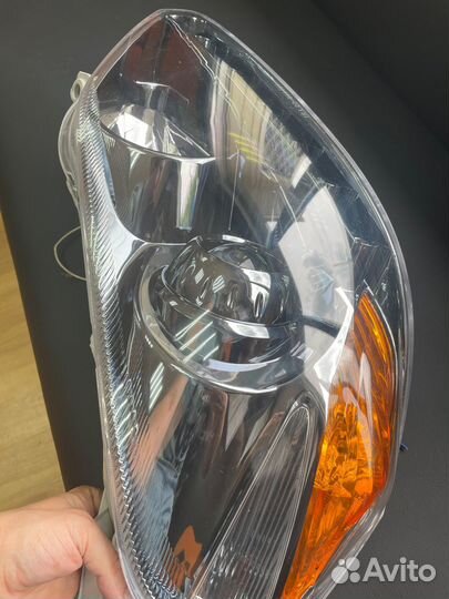 Фара основная правая Toyota Toyota mark 2