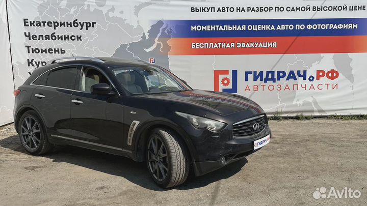 Датчик системы контроля дистанции Infiniti FX50 (S