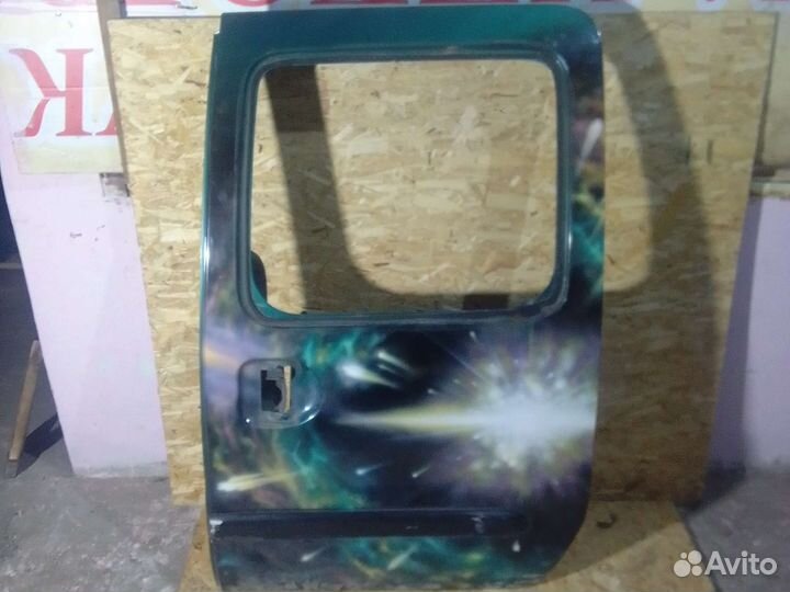 Дверь левый боковой сдвижной Renault Kangoo