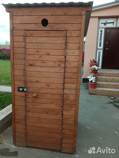 Туалет уличный новый