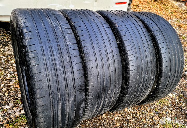 Continental ContiPremiumContact 5 225/60 R17