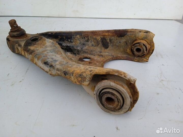 Рычаг передний левый Renault Logan 2 1.6 2016