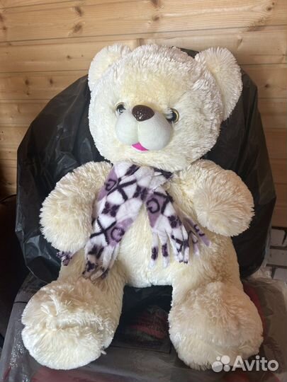 Плюшевый медведь