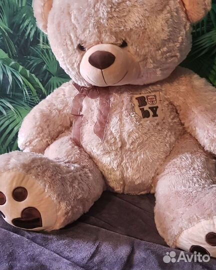 Большие плюшевые медведи