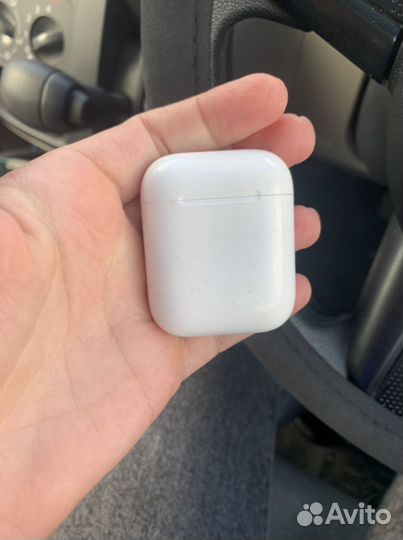 Зарядка на наушники Apple