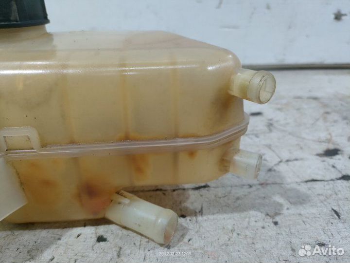 Бачок расширительный Ford Fiesta (12-17) 1.6L