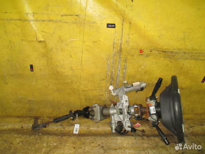 Рулевая колонка на Toyota Crown Majesta UZS155