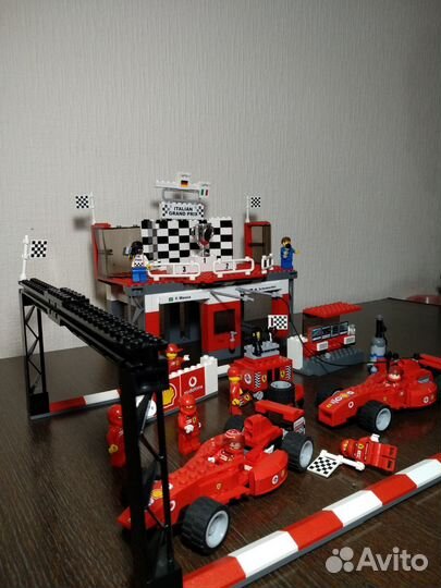 Lego Racers Ferrari Finish Line 8672 оригинал