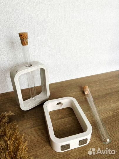 Ваза с колбой