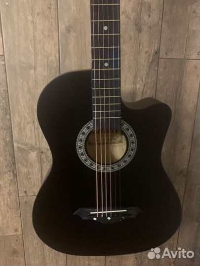 Гитара акустическая
