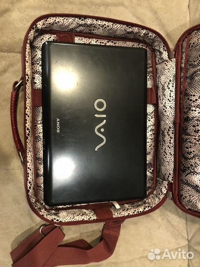 Ноутбук sony vaio + сумка для ноутбука