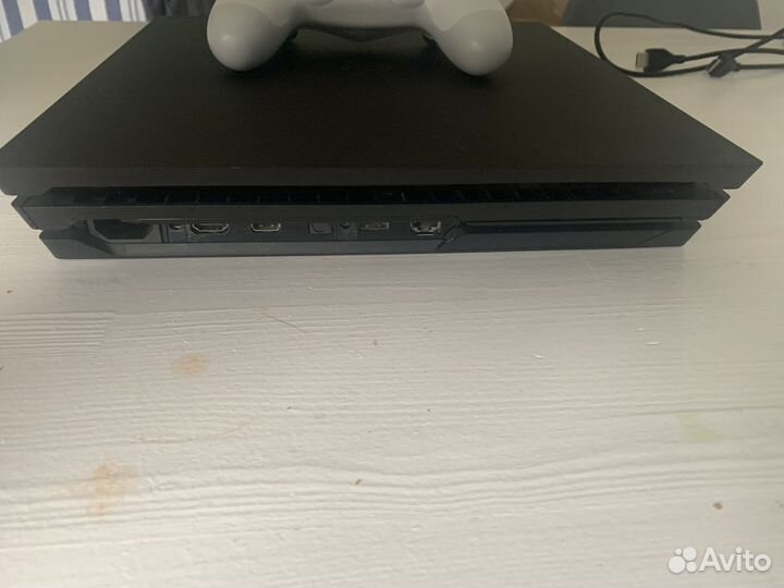 Sony PS4 pro 1tb