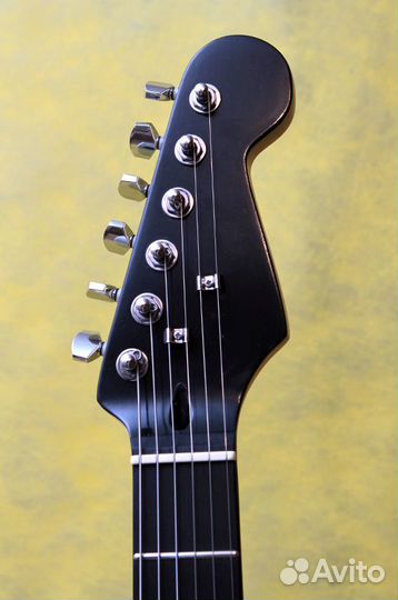 Электрогитара Flight