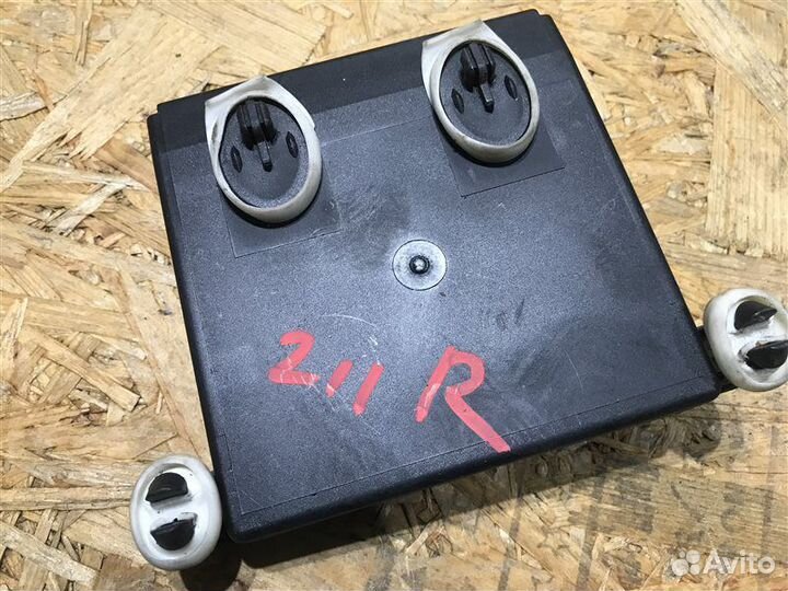 Блок управления двери задний левый Mercedes-Benz