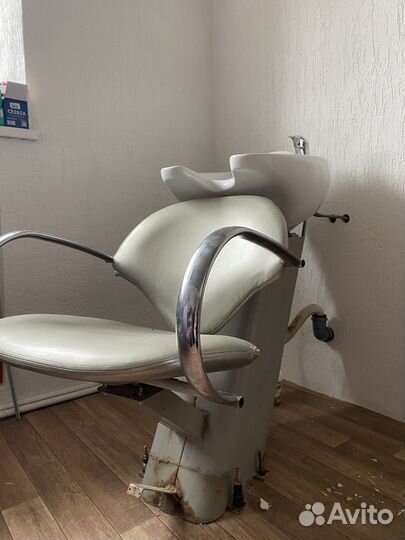 Мойка парикмахерская и кресло