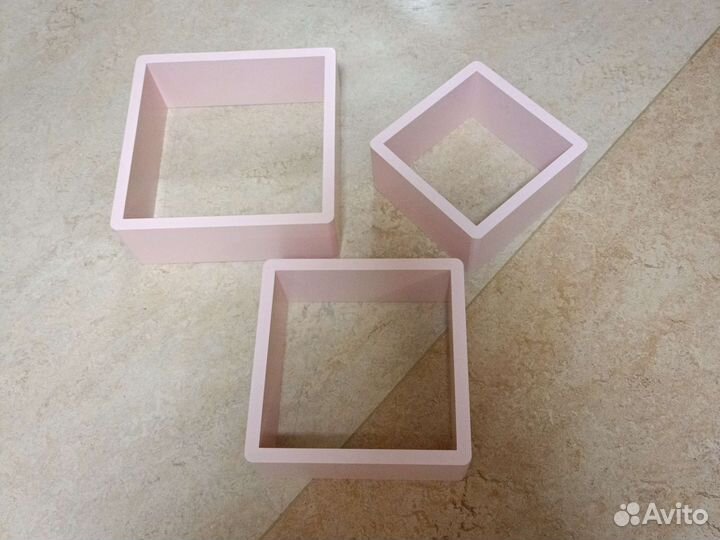 Полки розовые (для детской)