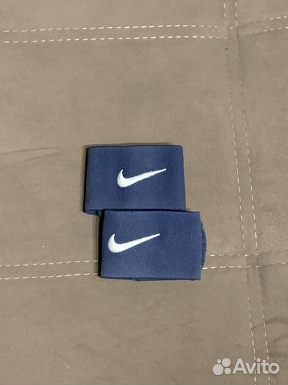 Держатели для щитков