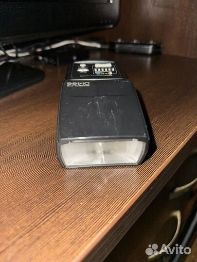 Вспышка speedlite DI466