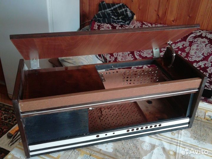 Корпус от Радиолы Урал 112