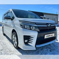 Toyota Voxy 2.0 CVT, 2017, 150 000 км, с пробегом, цена 2 450 000 руб.