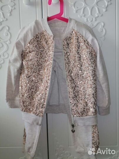 Спортивный костюм для девочки