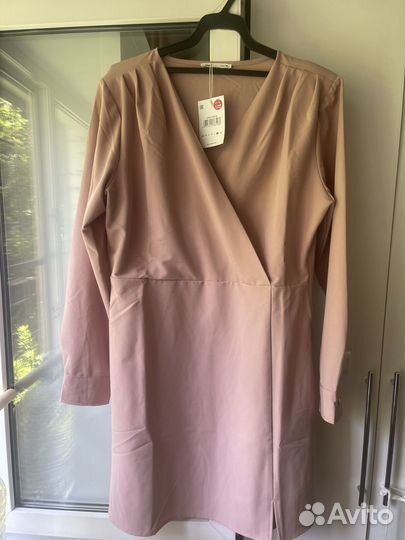 Платье новое 50р
