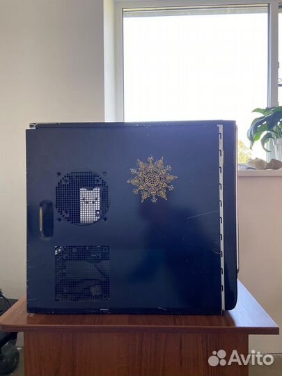 Компьютер с монитором