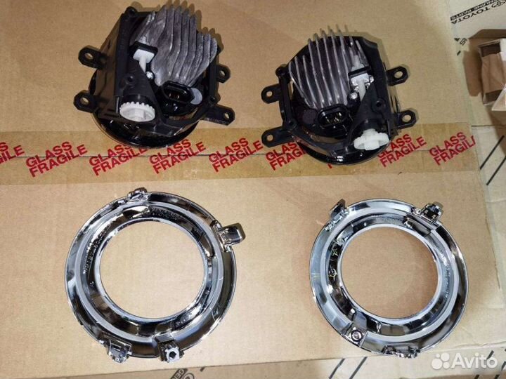 Хром птф Toyota Land Cruiser Prado 150