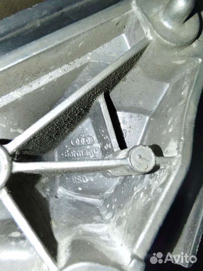 Боковое зеркало Audi A6 C6