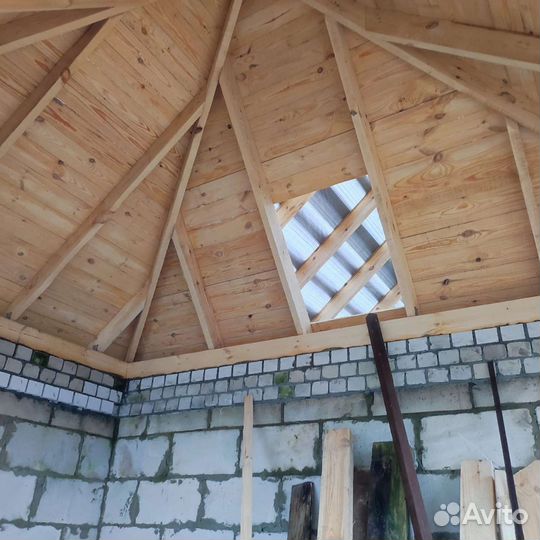 Бригада строителей