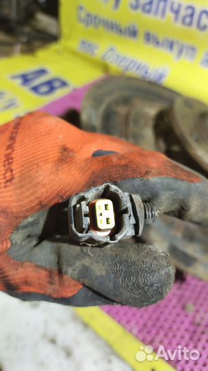 Кулак задний левый Chery M11 (A3)