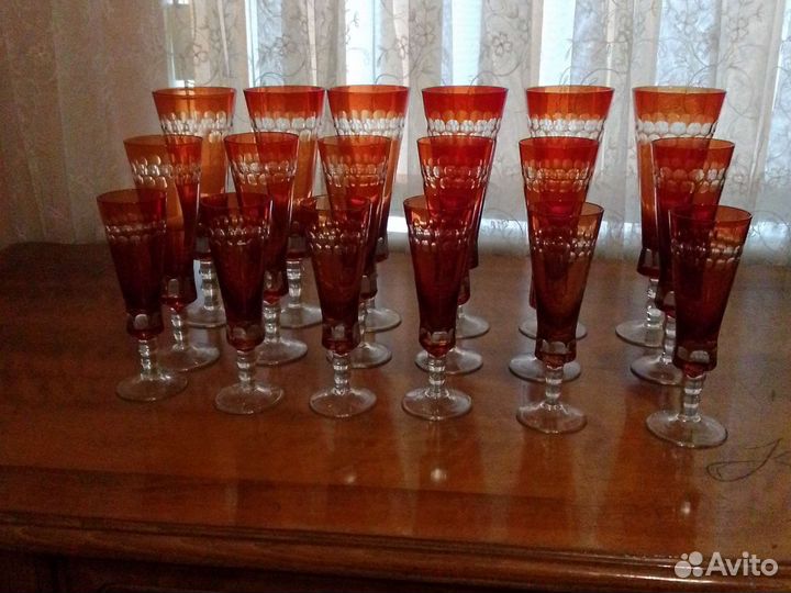 Фужеры 12 шт.Рюмки 6.5 см. 6 шт