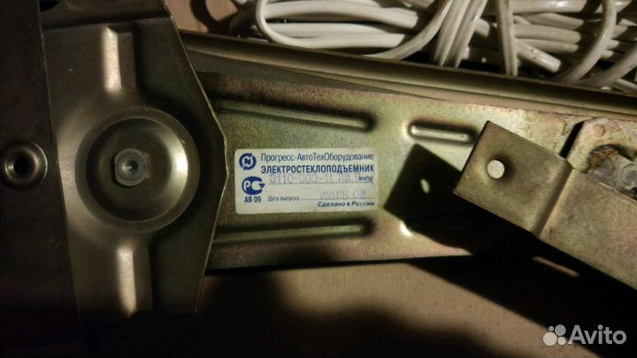 Электростеклоподъемники