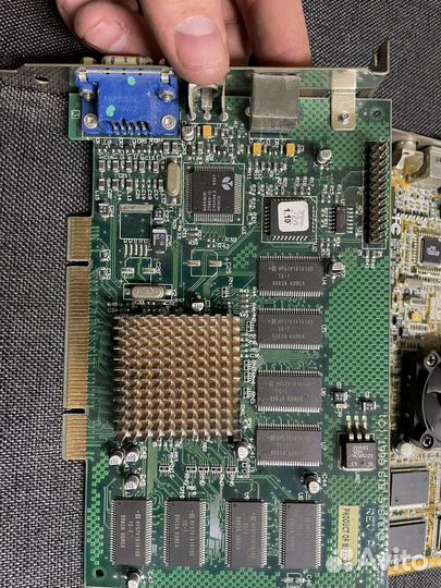 Старинные видеокарты v3800, Sis 6326