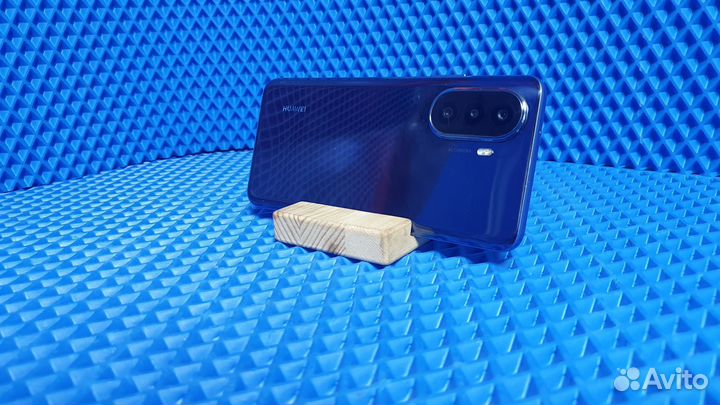 HUAWEI nova Y70, 4/128 ГБ