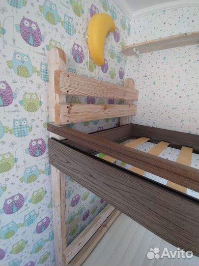 Двухъярусная кровать б/у