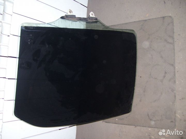 Митсубиси ланцер 9 стекло