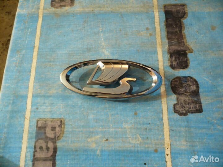 LADA Vesta / Веста Заводской знак б/у.оригинал