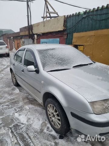 Volkswagen Bora 1.6 AT, 2003, 187 000 км с пробегом, цена 380000 руб.