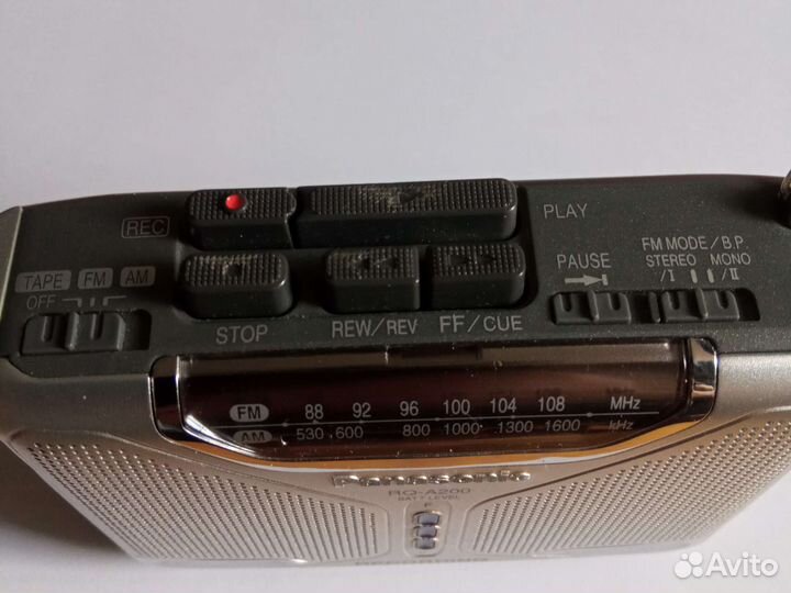 Диктофон/fm радио Panasonik RQ-A200