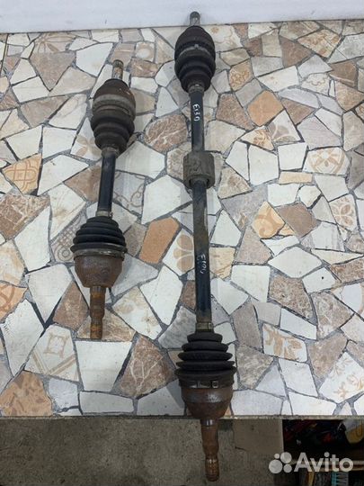 Привод Opel Astra хетчбэк 1.8 Z18XER 2007