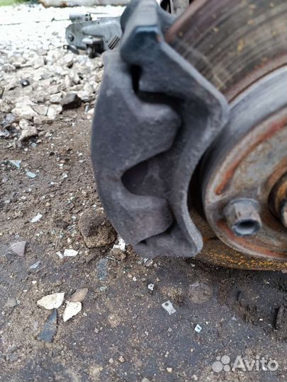 Суппорт тормозной Фольксваген гольф 3