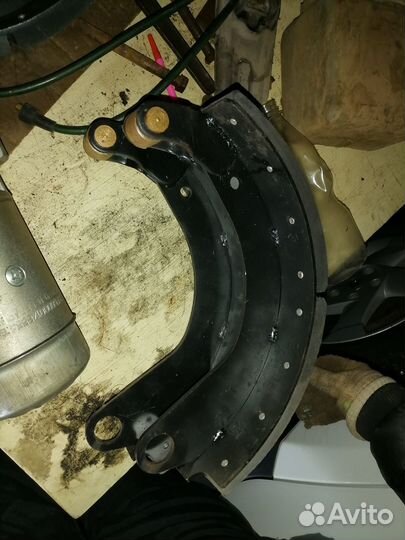 Тормозные колодки паз 3205