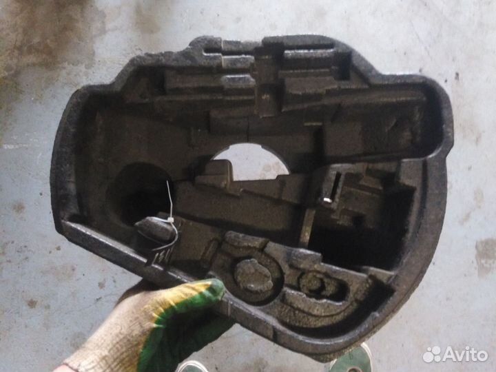 Ящик для инструментов Skoda Octavia