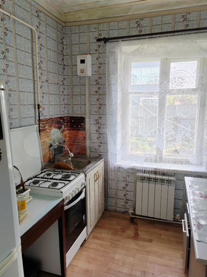 Дом 27 м² на участке 5 сот.