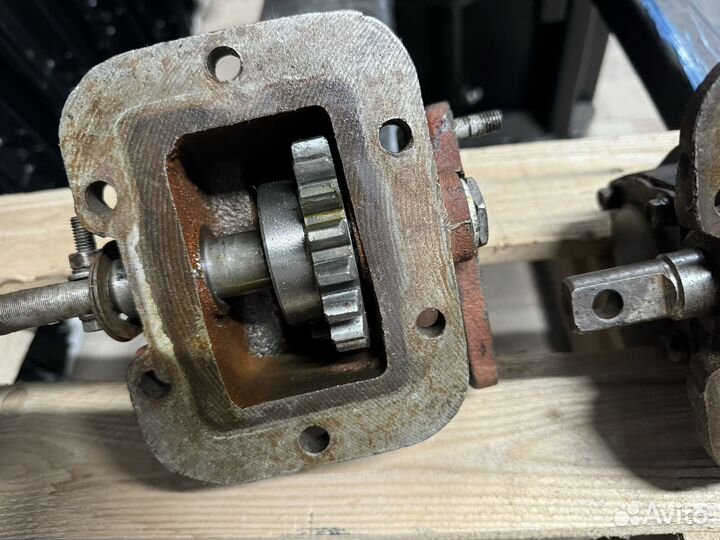 Ком на кпп ЗИЛ 130 Б/у под нш