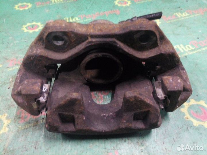 Суппорт передний правый Volkswagen Polo седан 2013