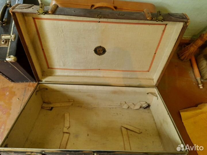 Чемодан каретный хобби винтаж