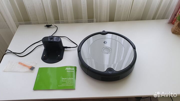 Робот пылесос iRobot Roomba 698
