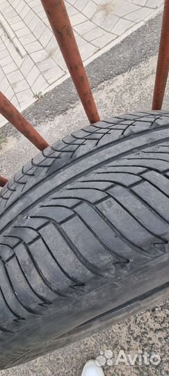 Michelin Latitude Diamaris 215/65 R16